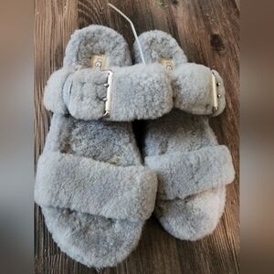 UGG. Size 9 - Women's Cozy Gray Slippers